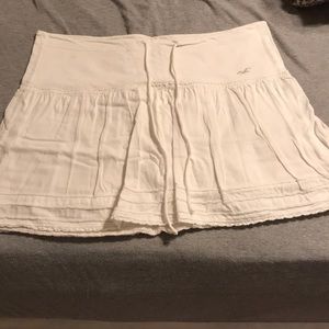 White hollister skirt